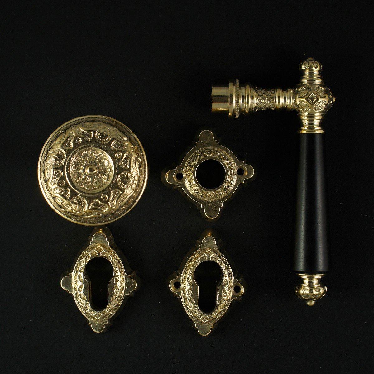 331.0030.35 Eingangstür Rosettengarnitur Gründerzeitstil - antike